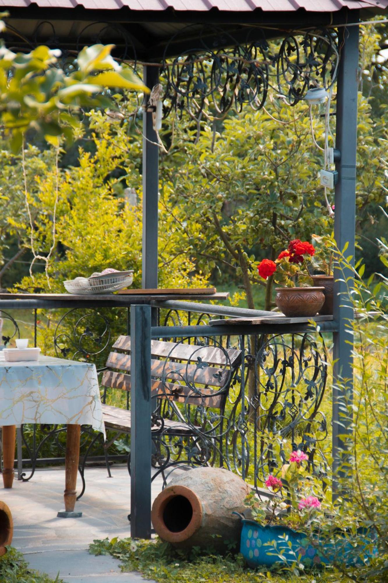 Guest House Melissa Duisi エクステリア 写真