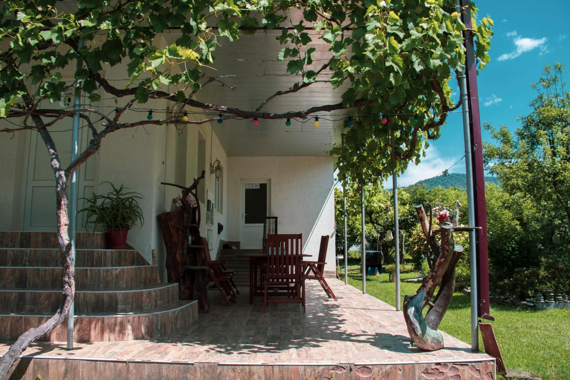 Guest House Melissa Duisi エクステリア 写真